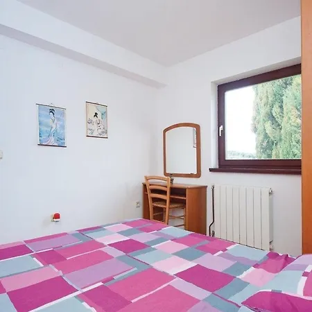Fuer 4 Personen Ca 50 Qm In Pula, Istrien Istrische Riviera Apartment *